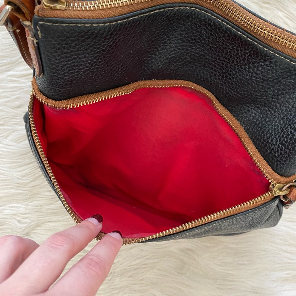 Dooney & Bourke Black Brown Pebbled Grain Leather Crossbody Shoulder Bag Purse - Picture 7 of 16